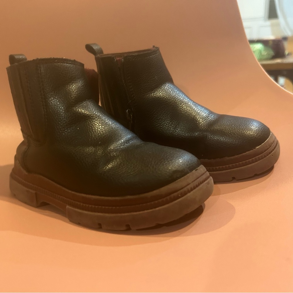 Zara Toddler 7.5 Black Leather Zip Up Ankle boots - Picture 2 of 5